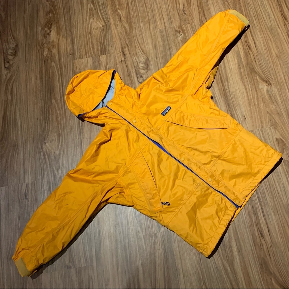 Patagonia Raincoat Jacket Yellow & Blue Kids SIZE 10